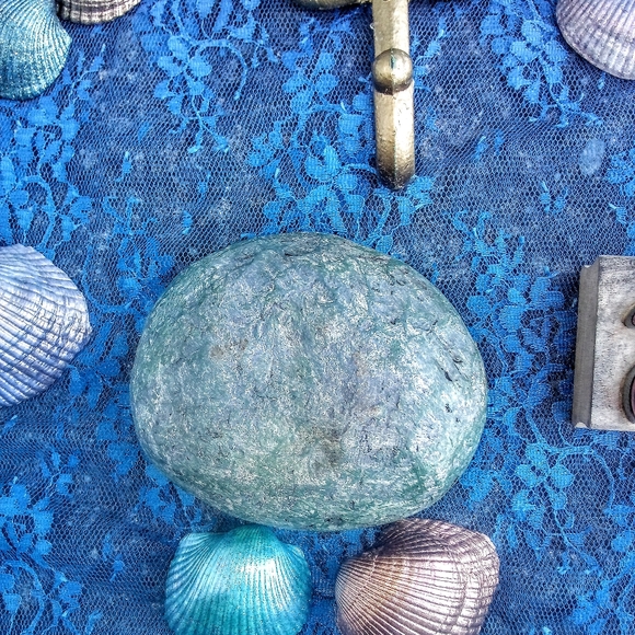 4 piece Mermaid bundle,& Real hand painted sea shells are included too! - Picture 9 of 12